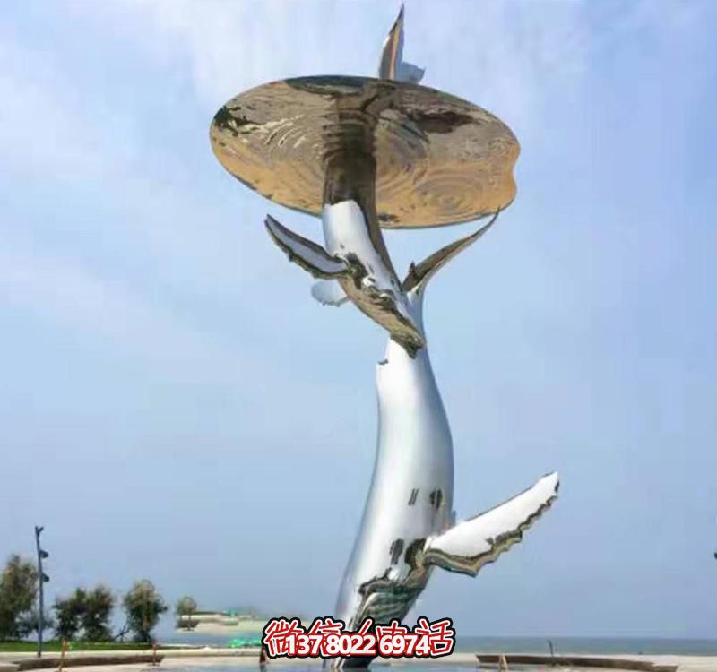 不銹鋼海豚雕塑，為戶外游泳添彩