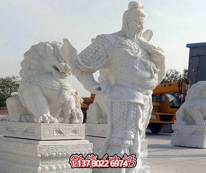 漢白玉大型關公雕塑，增添景觀美感