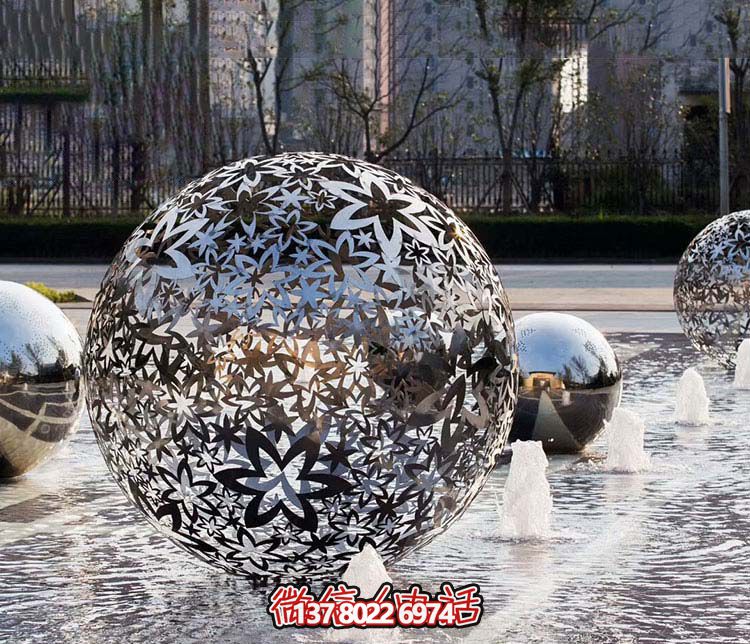 不銹鋼噴泉球雕塑，創意點亮廣場