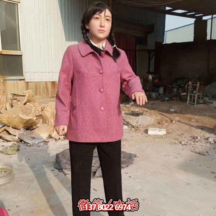 玻璃鋼仿真女孩雕塑，打造景區精美環境